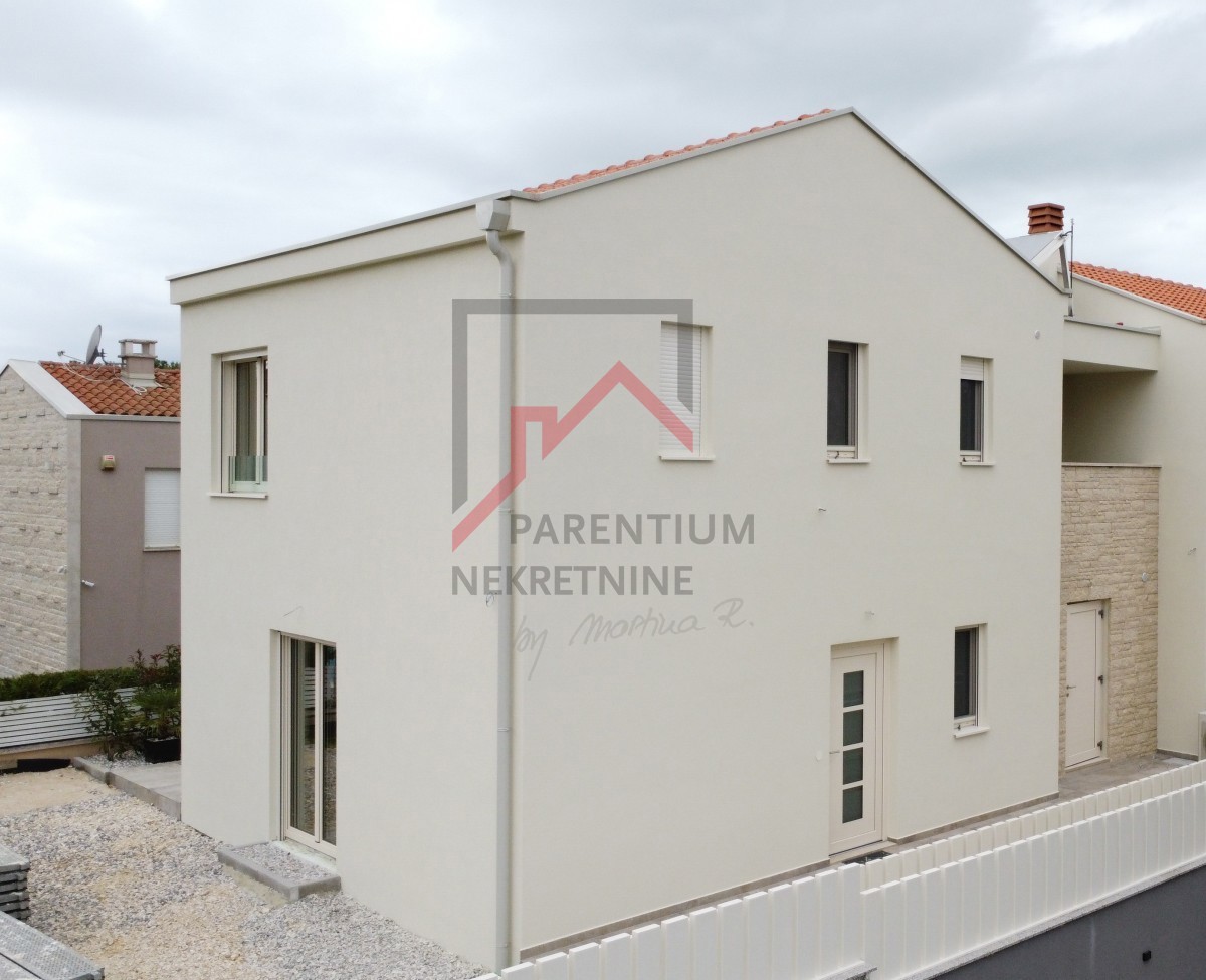 Funtana, grande opportunità, ottima posizione - casa arredata vicino al mare!!!