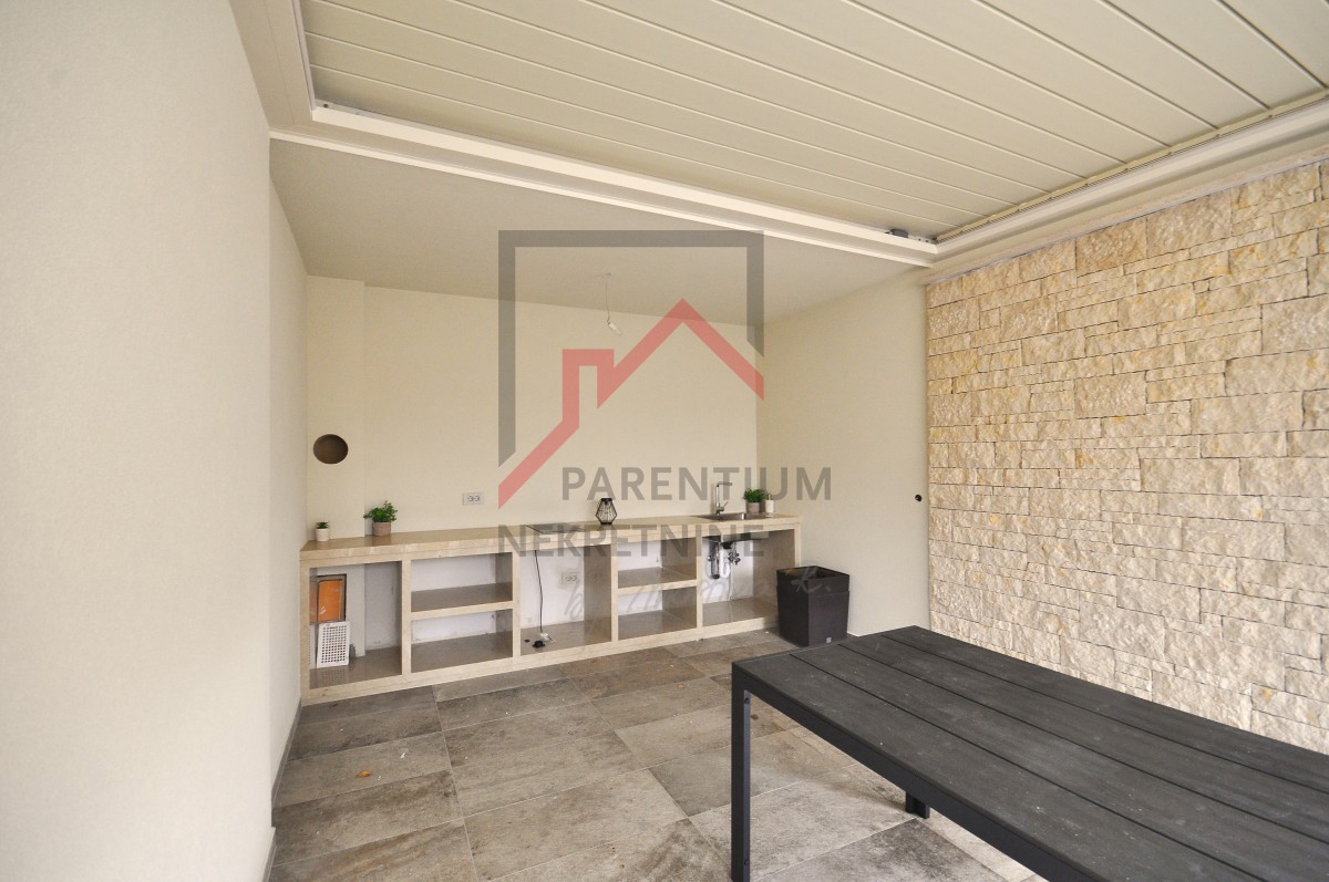 Funtana, grande opportunità, ottima posizione - casa arredata vicino al mare!!!