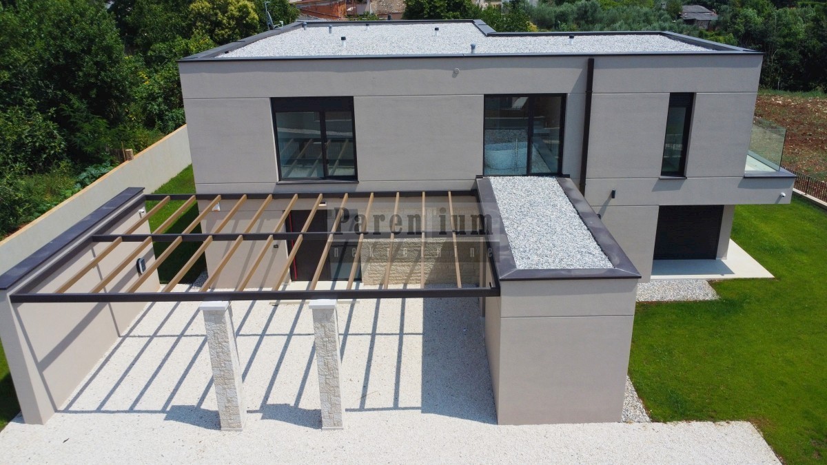 Dintorni di Parenzo, villa moderna di lusso con piscina e sauna!