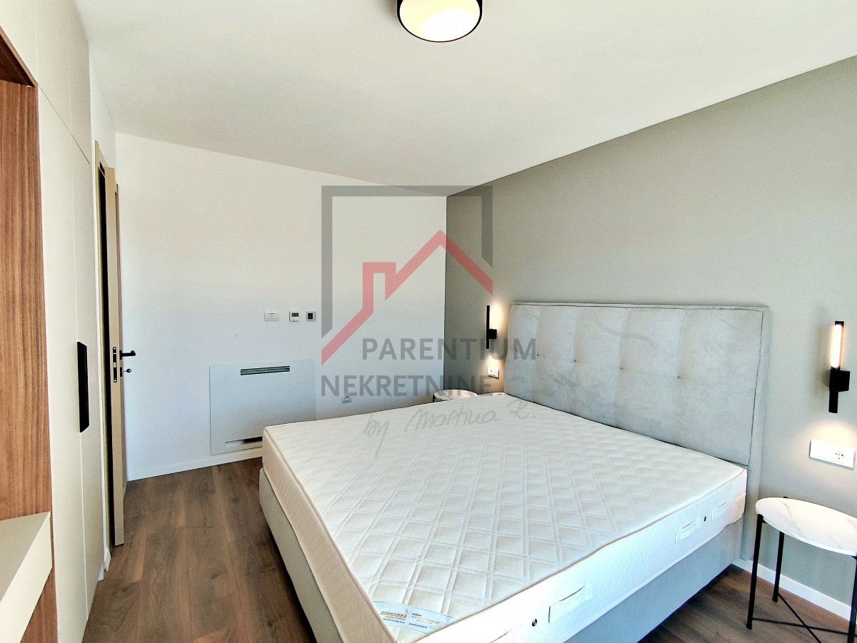 Istria, zona Parenzo - Appartamento di design con tre camere da letto e vista mare - nuova costruzione