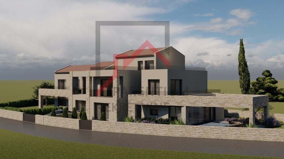 Terreno edificabile con permesso di costruire valido per una casa bifamiliare