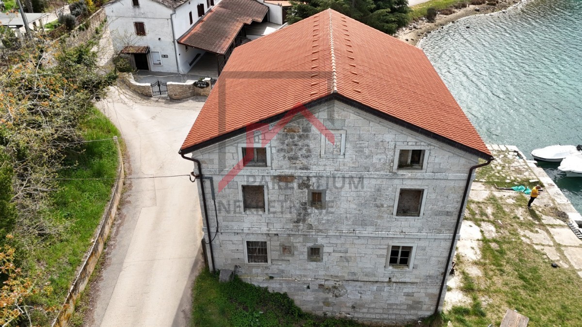 Casa in prima fila sul mare in Istria!