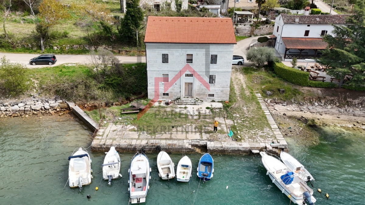 Casa in prima fila sul mare in Istria!