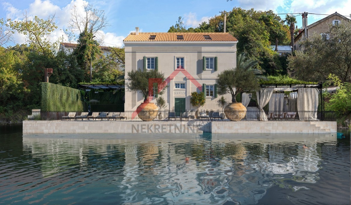 Casa in prima fila sul mare in Istria!