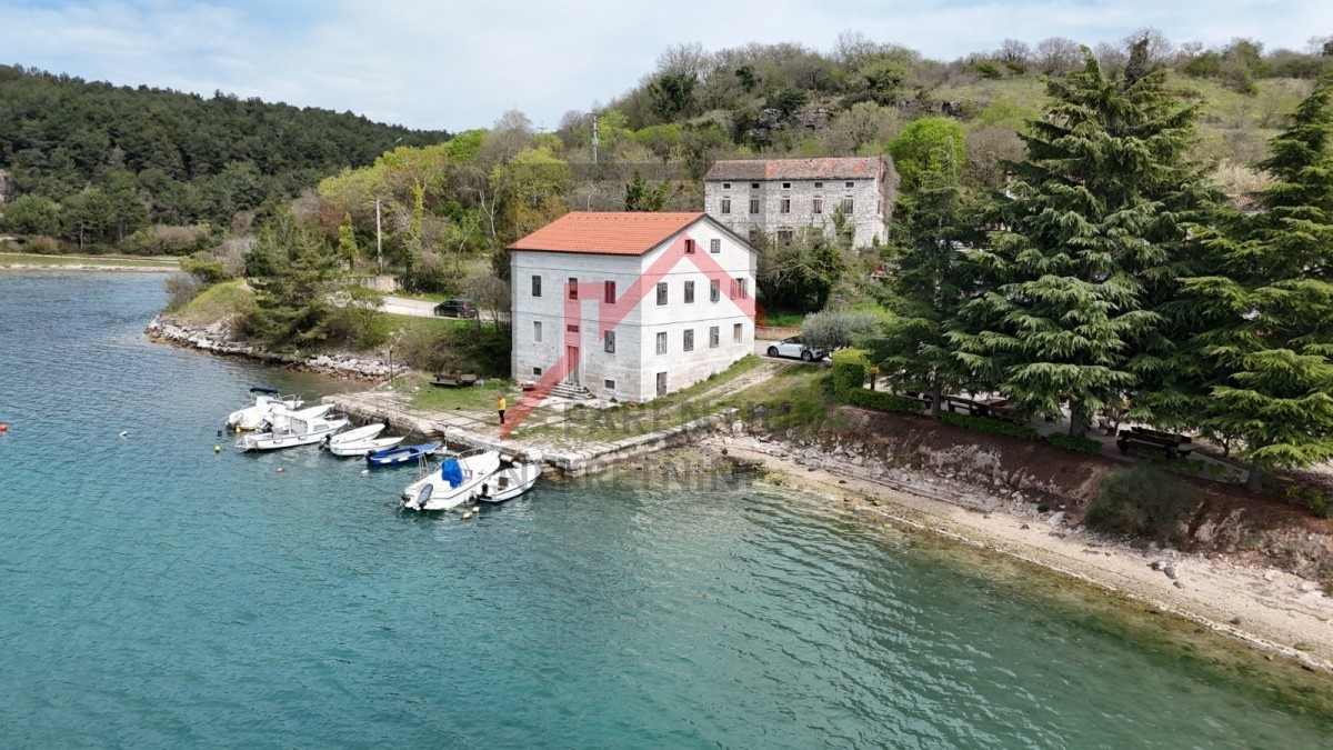 Casa in prima fila sul mare in Istria!