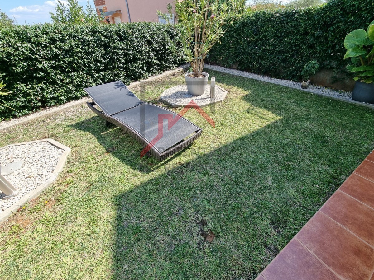 Casa, prima in fila, vicina a tutti i servizi!