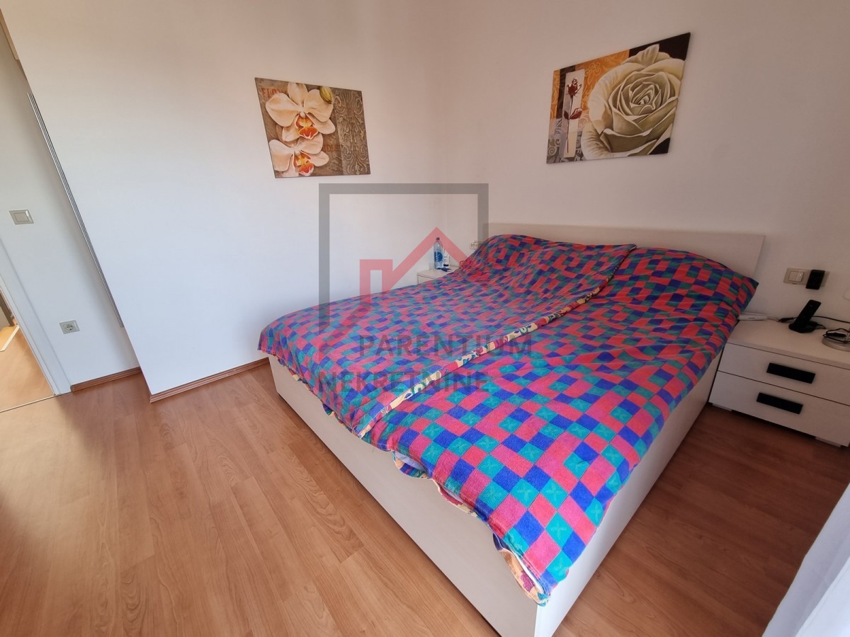 Casa, prima in fila, vicina a tutti i servizi!