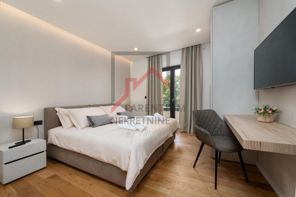 Bellissima villa moderna non lontano dal mare e dal centro città!