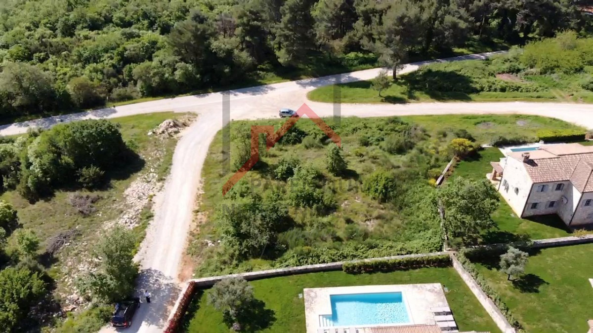 Istria, Lovreč - Terreno edificabile esclusivo in zona tranquilla con vista
