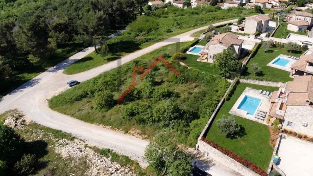 Istria, Lovreč - Terreno edificabile esclusivo in zona tranquilla con vista
