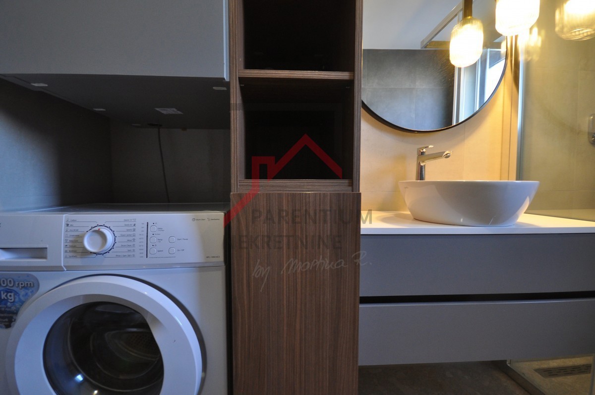 Appartamento arredato al piano terra, con piscina e tre camere da letto!!!