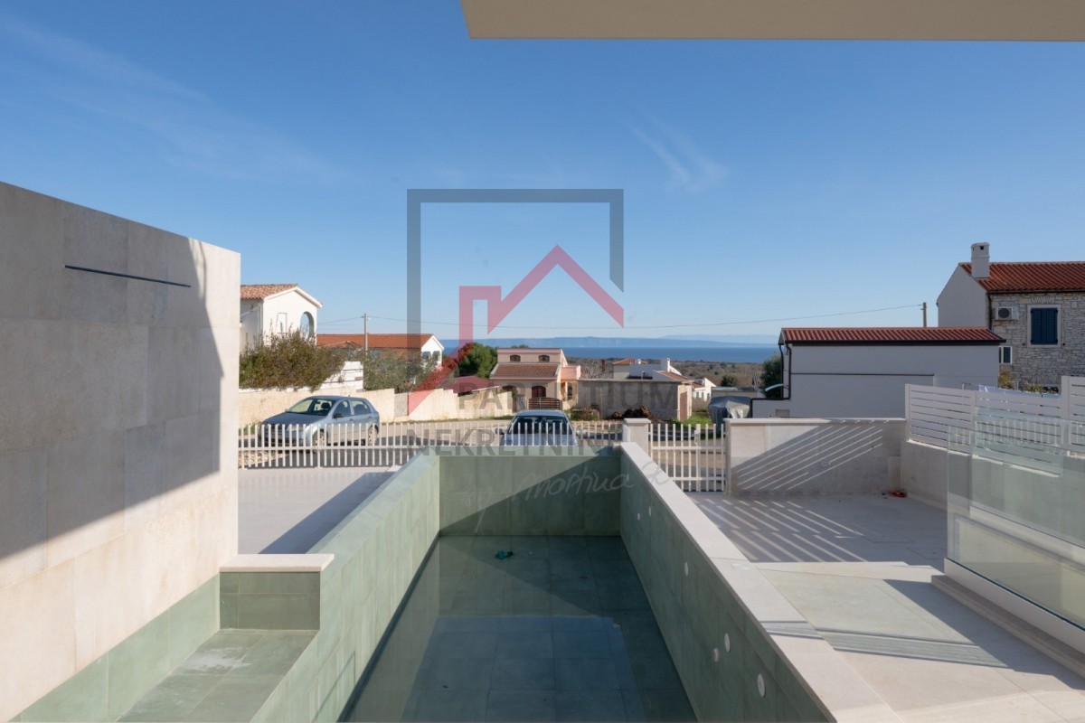 Istria, zona di Pola - Villa con piscina e vista mare aperta - nuova costruzione