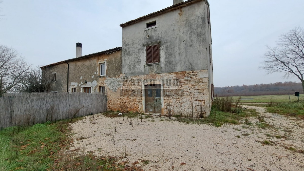 Casa in pietra da ristrutturare