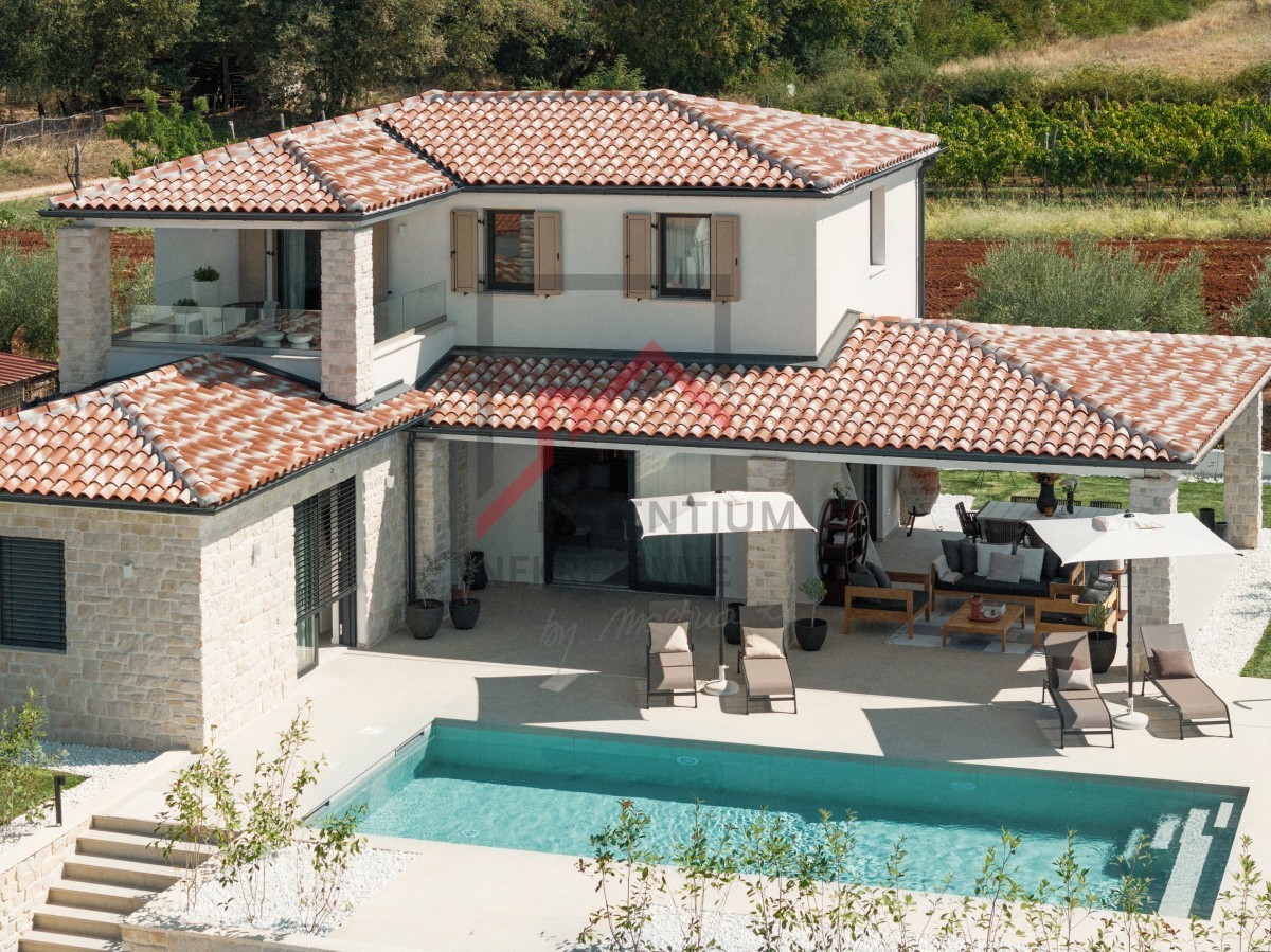 Poreč, dintorni, splendida villa rustica arredata con vista sul mare e sugli uliveti!