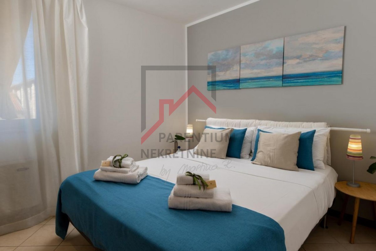 Istria, Cittanova - Appartamento ESCLUSIVO in centro città con terrazza e ascensore