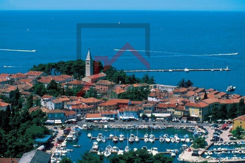 Istria, Cittanova - Appartamento ESCLUSIVO in centro città con terrazza e ascensore