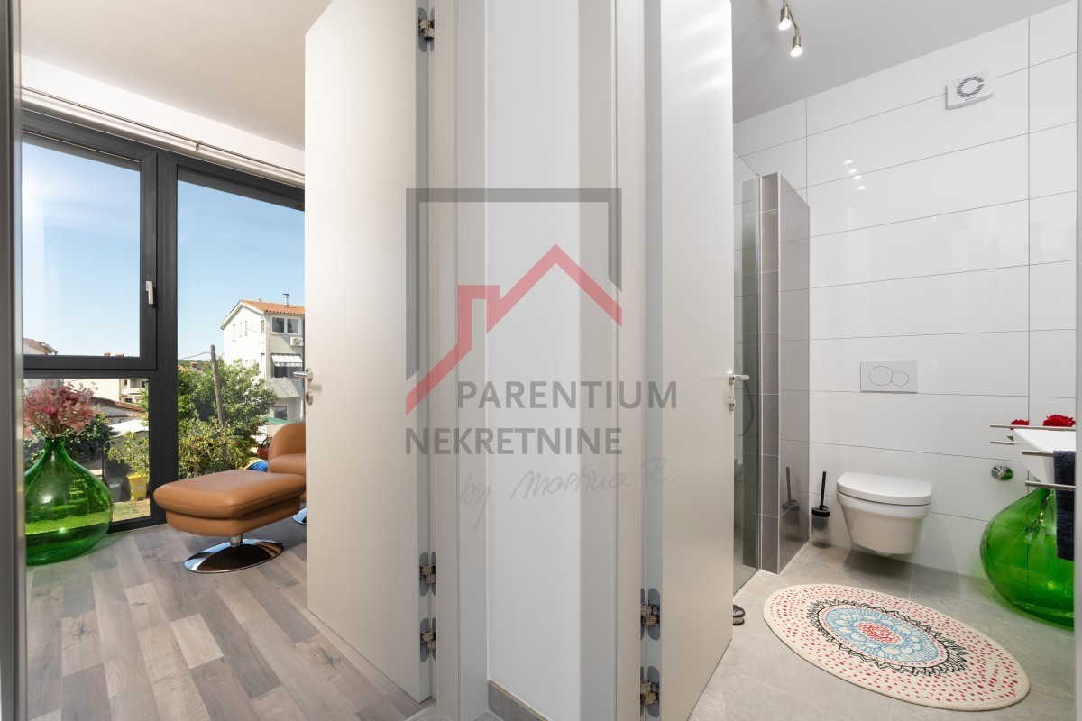 Casa a schiera con 4 camere da letto e piscina, ottimo investimento!!!