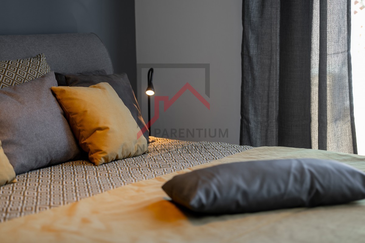 Casa a schiera con 4 camere da letto e piscina, ottimo investimento!!!