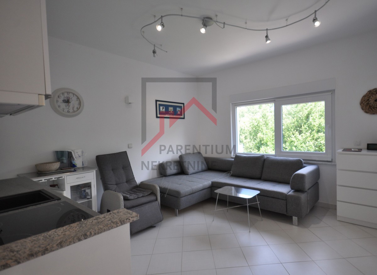 Monolocale ben arredato, a soli 900 metri dal mare