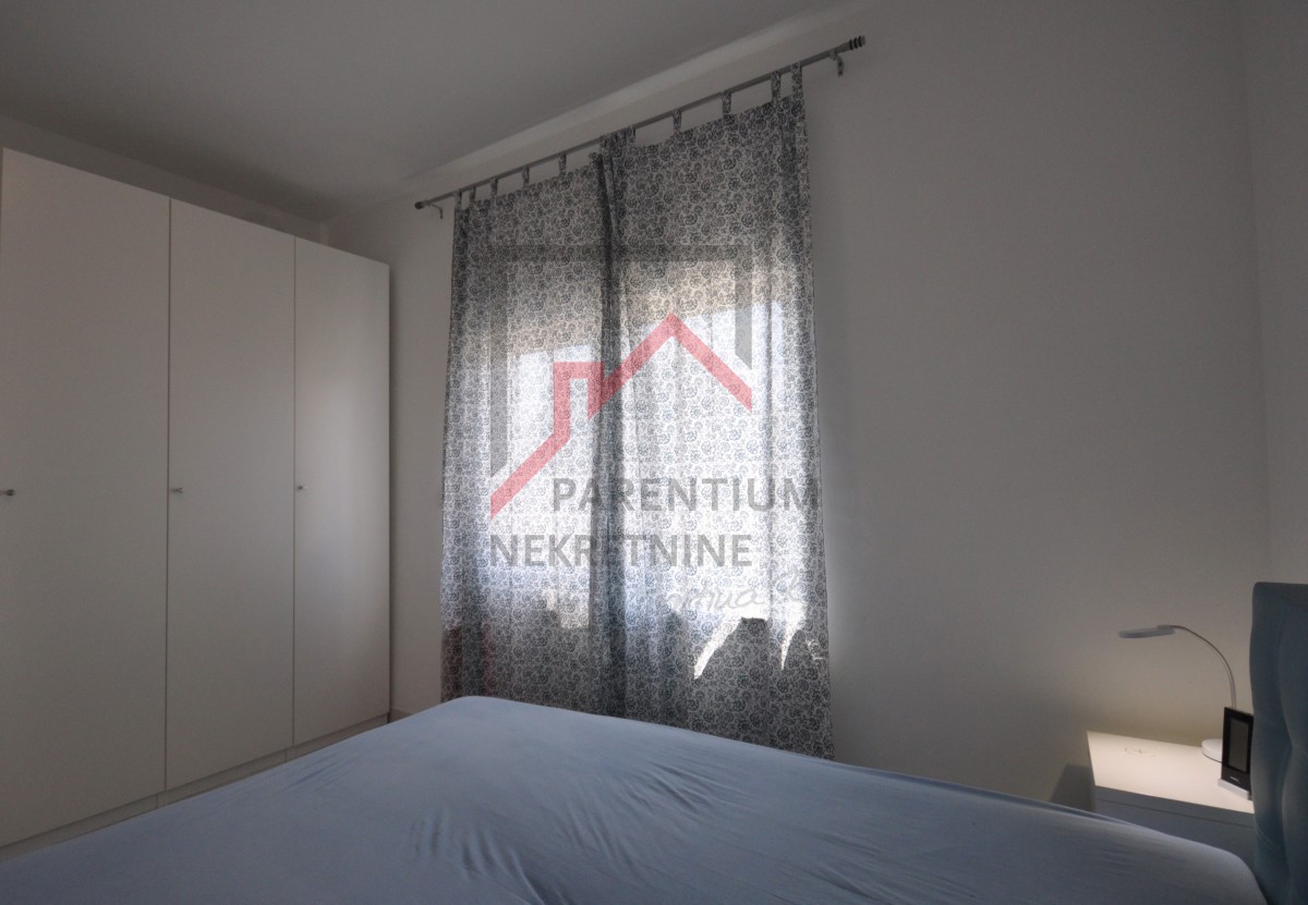 Monolocale ben arredato, a soli 900 metri dal mare