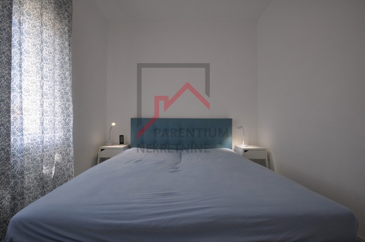 Monolocale ben arredato, a soli 900 metri dal mare