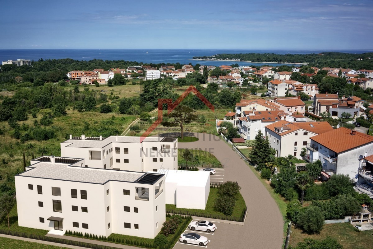 Poreč, ampio appartamento in una posizione attraente con giardino!