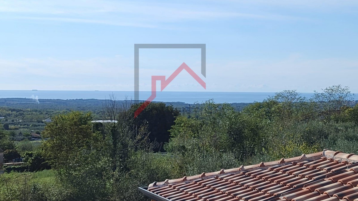 Istria, zona di Parenzo - Villa indipendente in pietra con piscina e vista mare