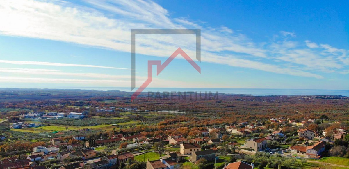 Istria, zona Parenzo - Bellissimo terreno edificabile con vista mare