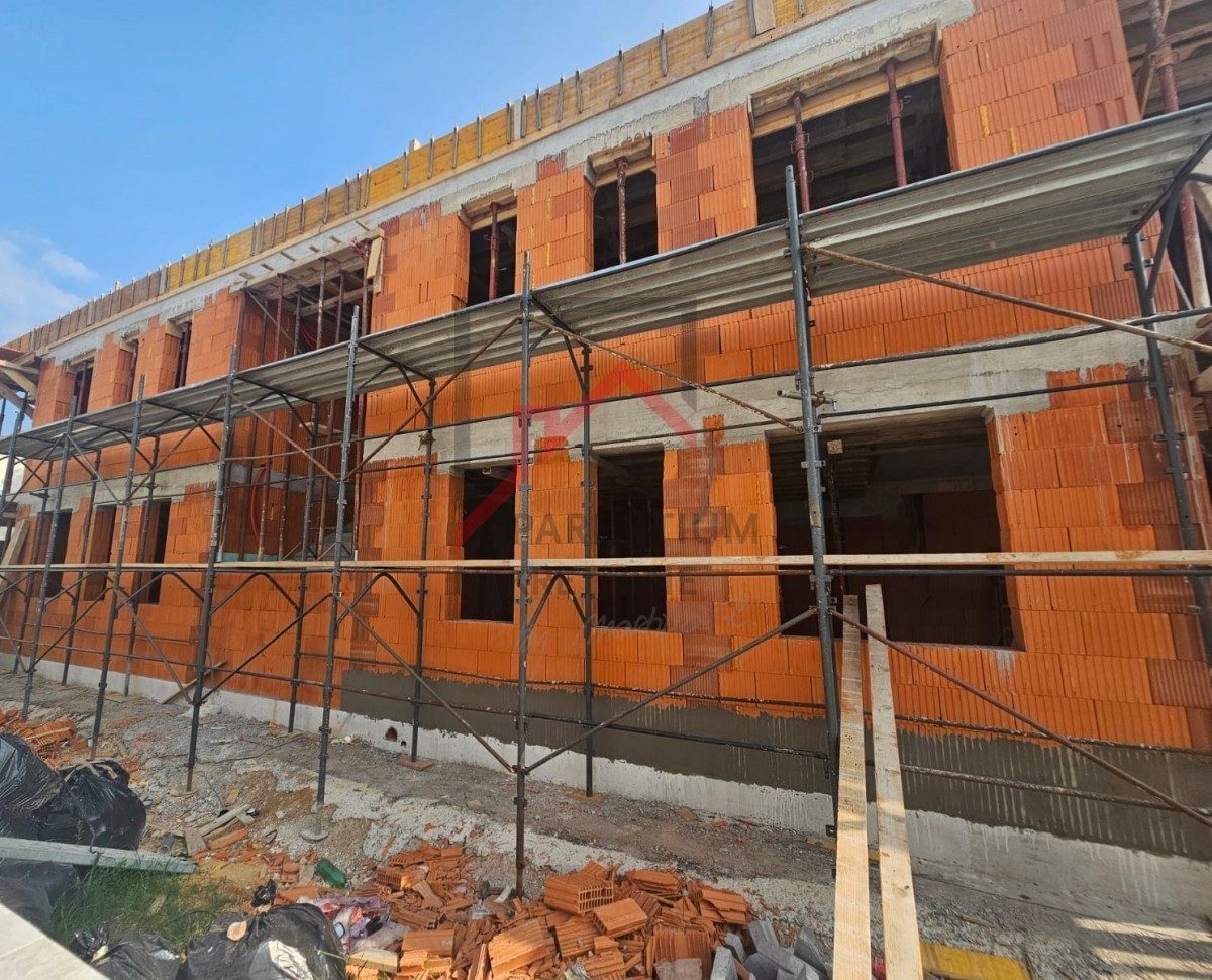 Appartamento con giardino non lontano dalla città e dal mare