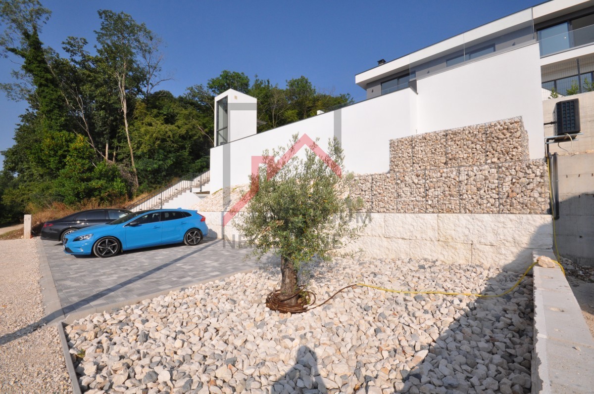 Villa di nuova costruzione con splendida vista - rapporto qualità-prezzo!!!