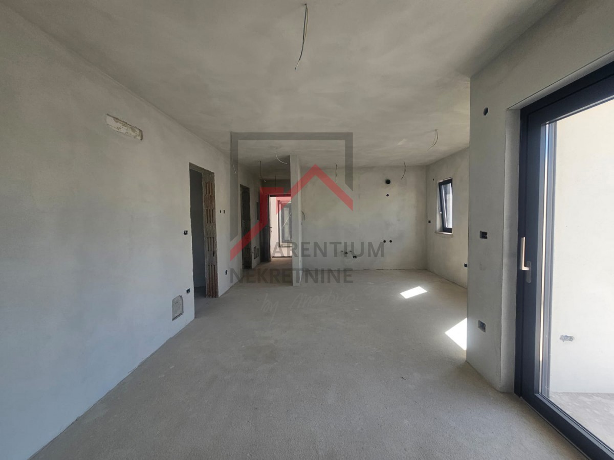 Appartamento al primo piano con due camere da letto - nuova costruzione! Vicino alla città e al mare