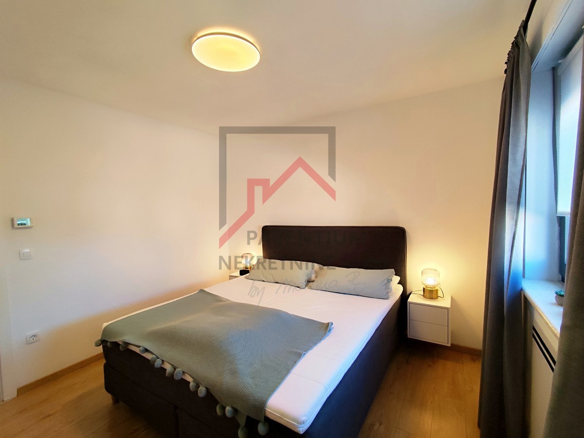 Istria, Parenzo - Appartamento moderno in un villaggio tranquillo, ideale per vivere e investire