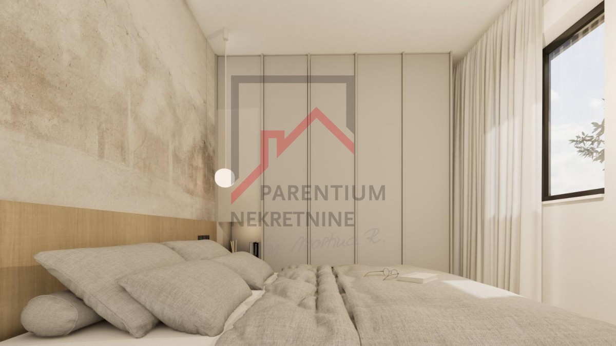 Istria, zona Parenzo – Appartamento con giardino, edificio nuovo, a 1 km dal mare