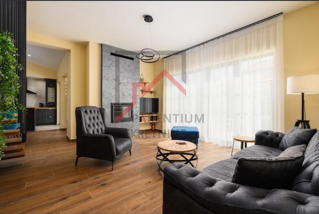 Rovigno, dintorni, casa di nuova costruzione con monolocale