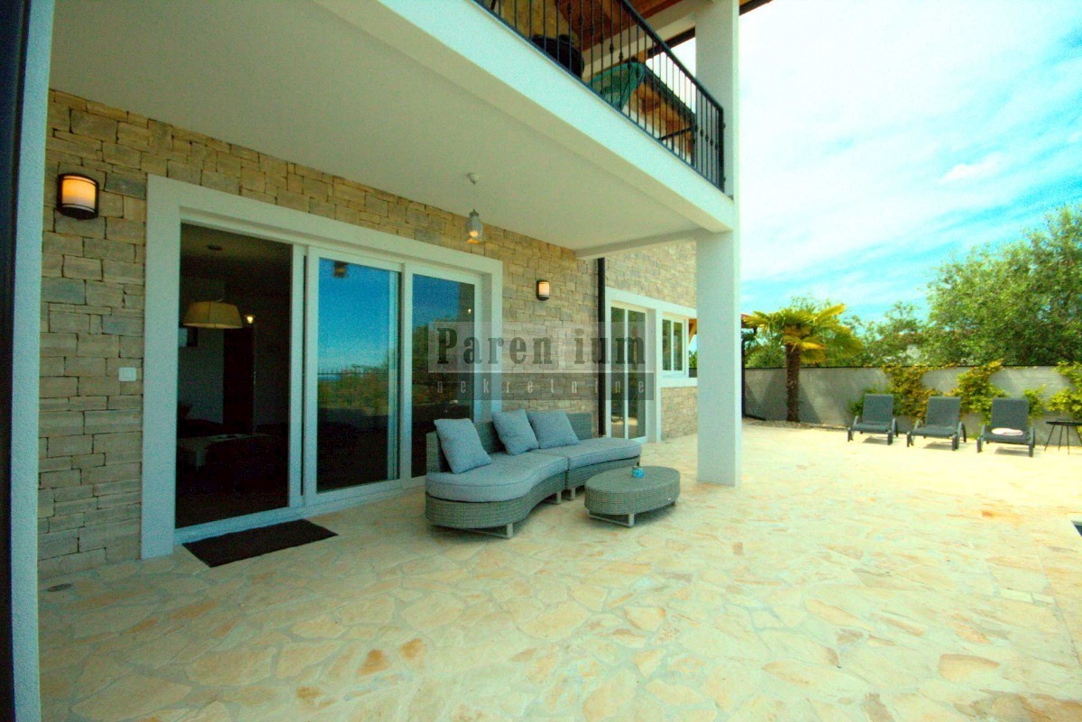 Parenzo, dintorni, bella casa con piscina