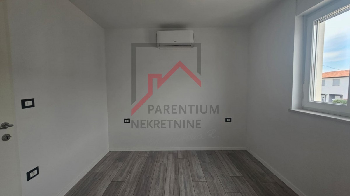 Appartamento con due camere da letto non lontano da Parenzo