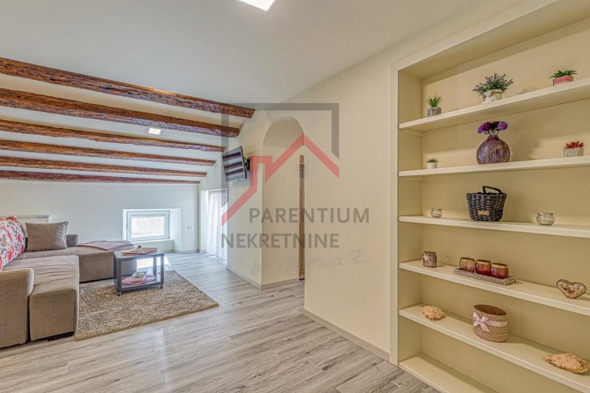 Istria, centro di Parenzo - Appartamento esclusivo in prima fila sul mare con magnifica vista