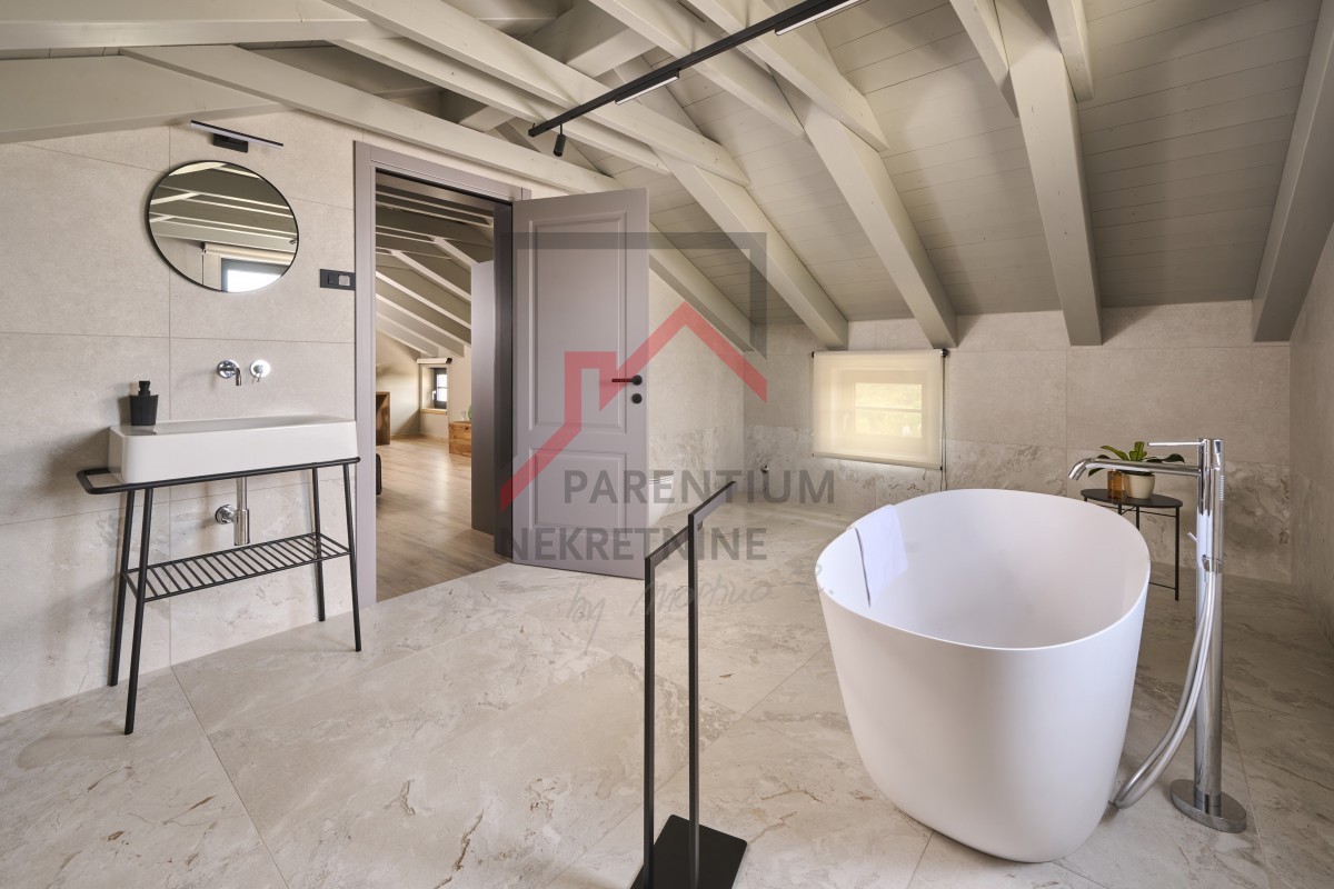 Bellissima villa nuova con ampio giardino