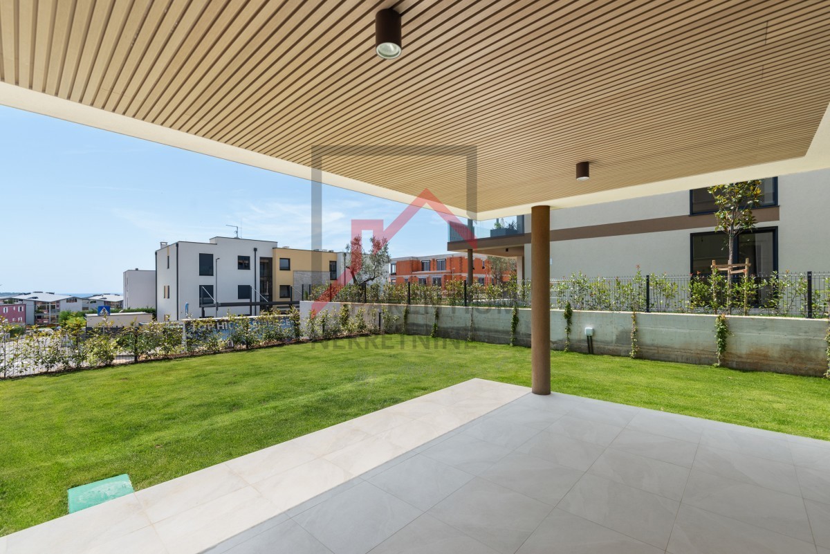 Istria, Cittanova - Istria, Cittanova - Moderno edificio di nuova costruzione con giardino, terrazza e vista mare