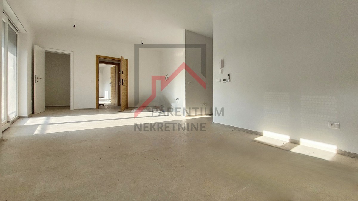 Appartamento di 72m2, nuova costruzione, due camere da letto, zona Parenzo