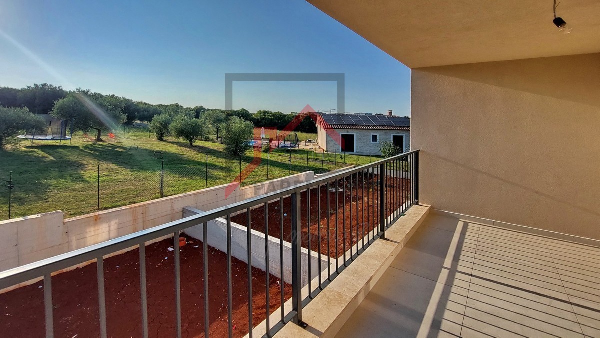 Appartamento di 72m2, nuova costruzione, due camere da letto, zona Parenzo