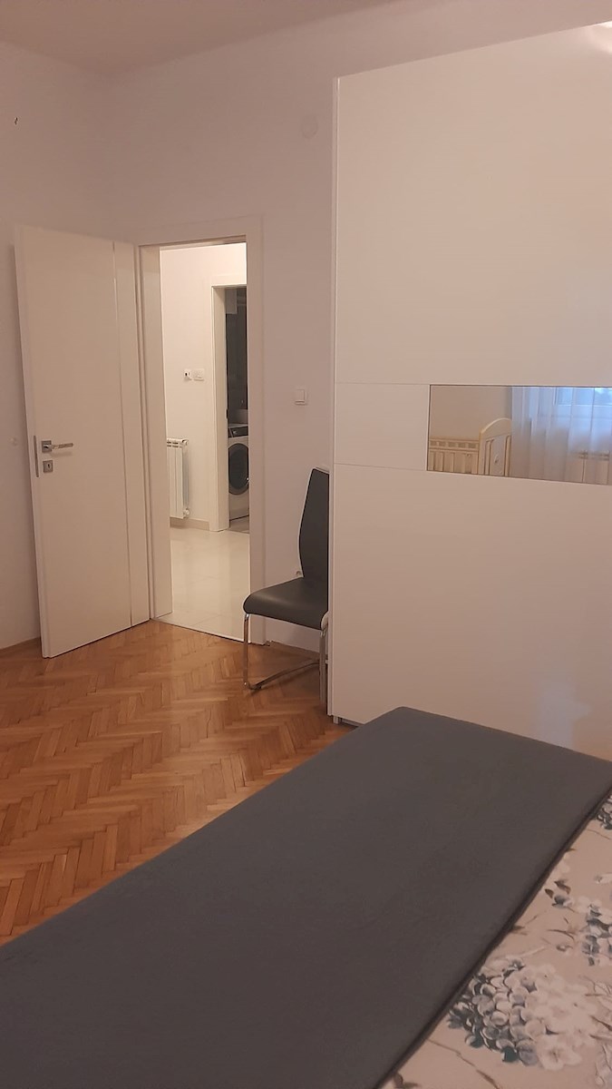 Appartamento con due camere da letto nel centro città – completamente ristrutturato e arredato