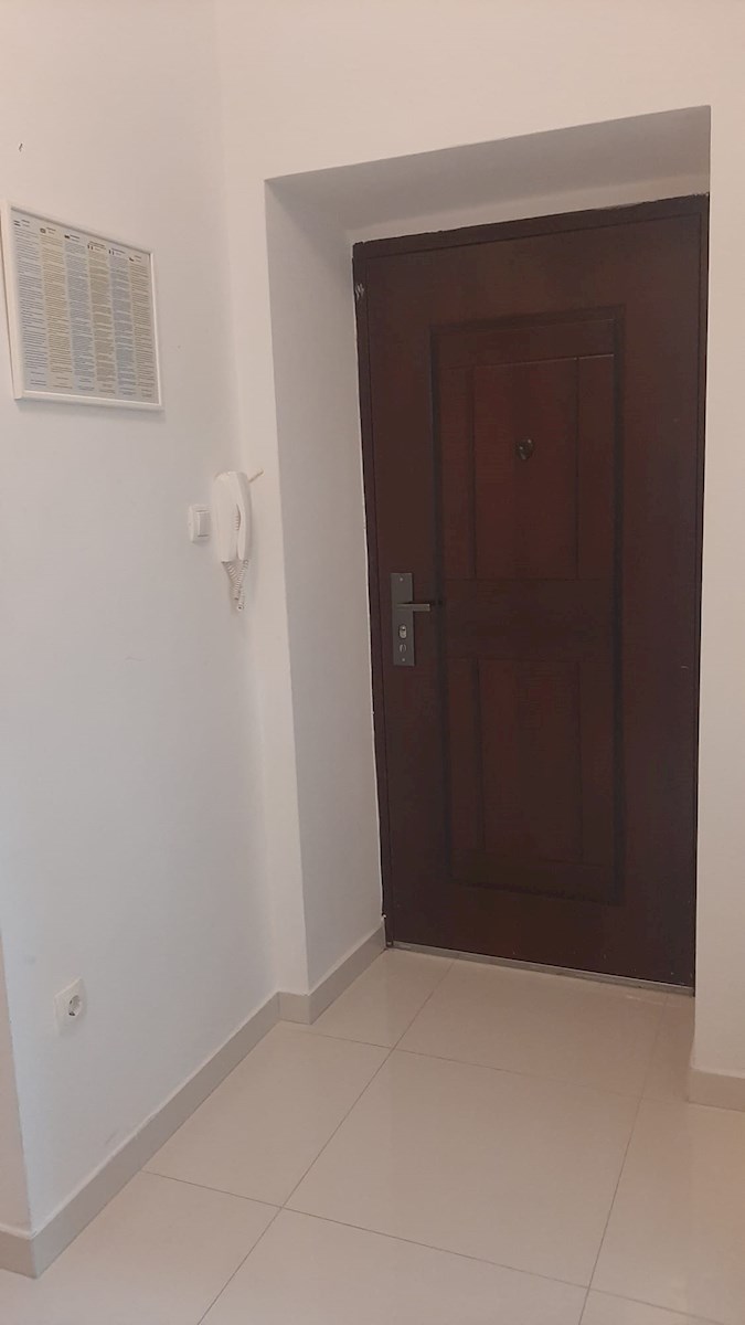 Appartamento con due camere da letto nel centro città – completamente ristrutturato e arredato