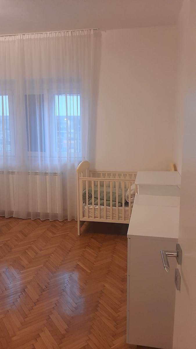 Appartamento con due camere da letto nel centro città – completamente ristrutturato e arredato