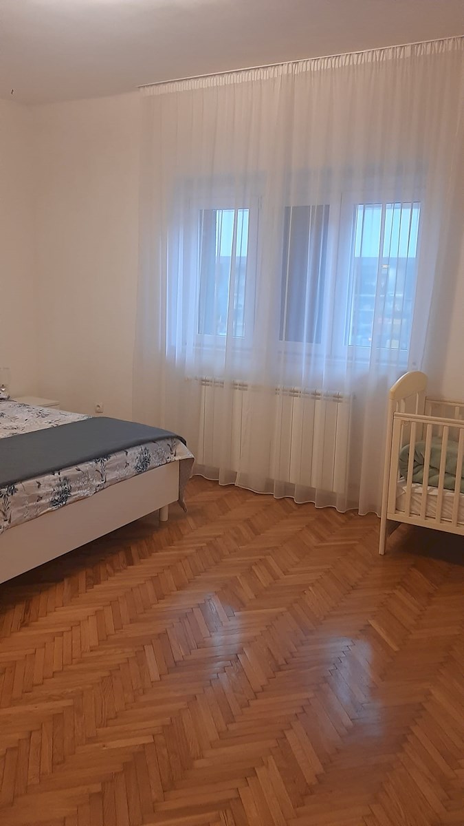 Appartamento con due camere da letto nel centro città – completamente ristrutturato e arredato