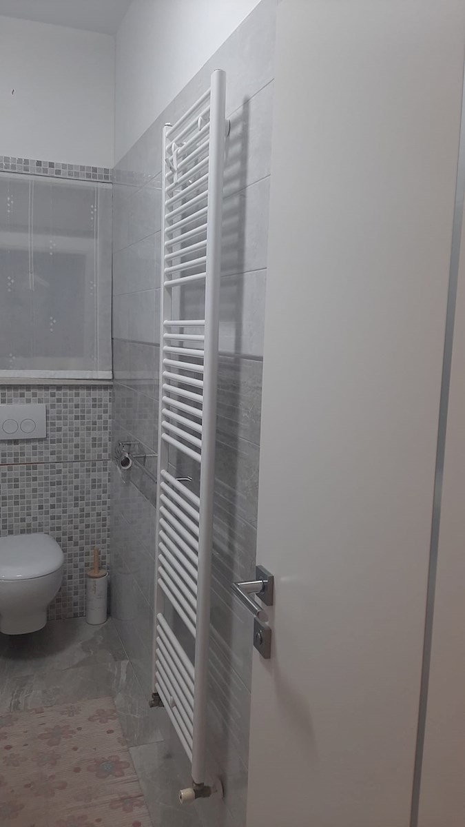 Appartamento con due camere da letto nel centro città – completamente ristrutturato e arredato