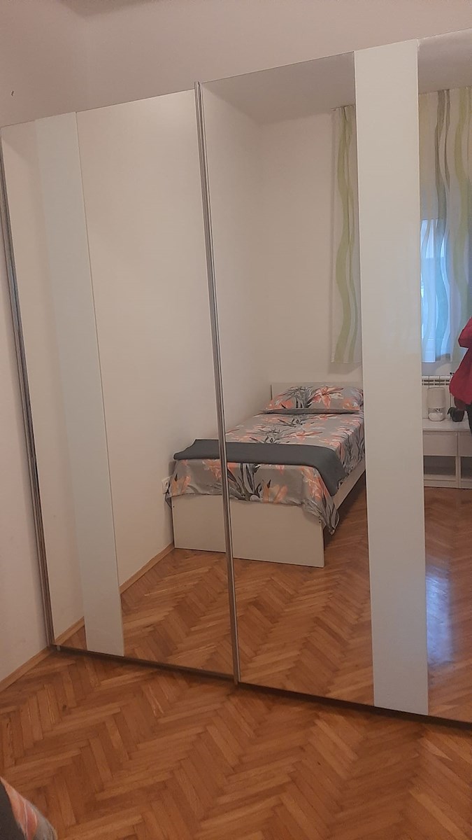 Appartamento con due camere da letto nel centro città – completamente ristrutturato e arredato