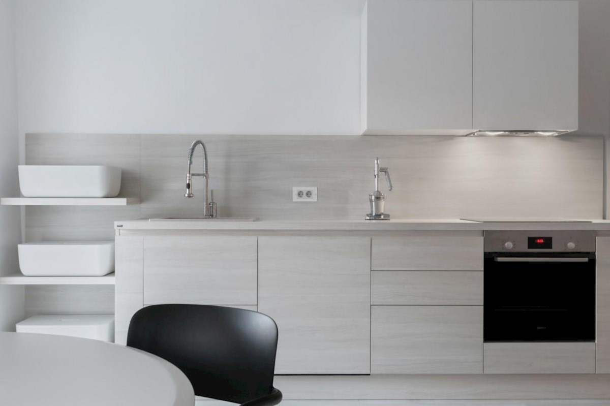 Zagabria – Appartamento di design (120 m²) con giardino privato