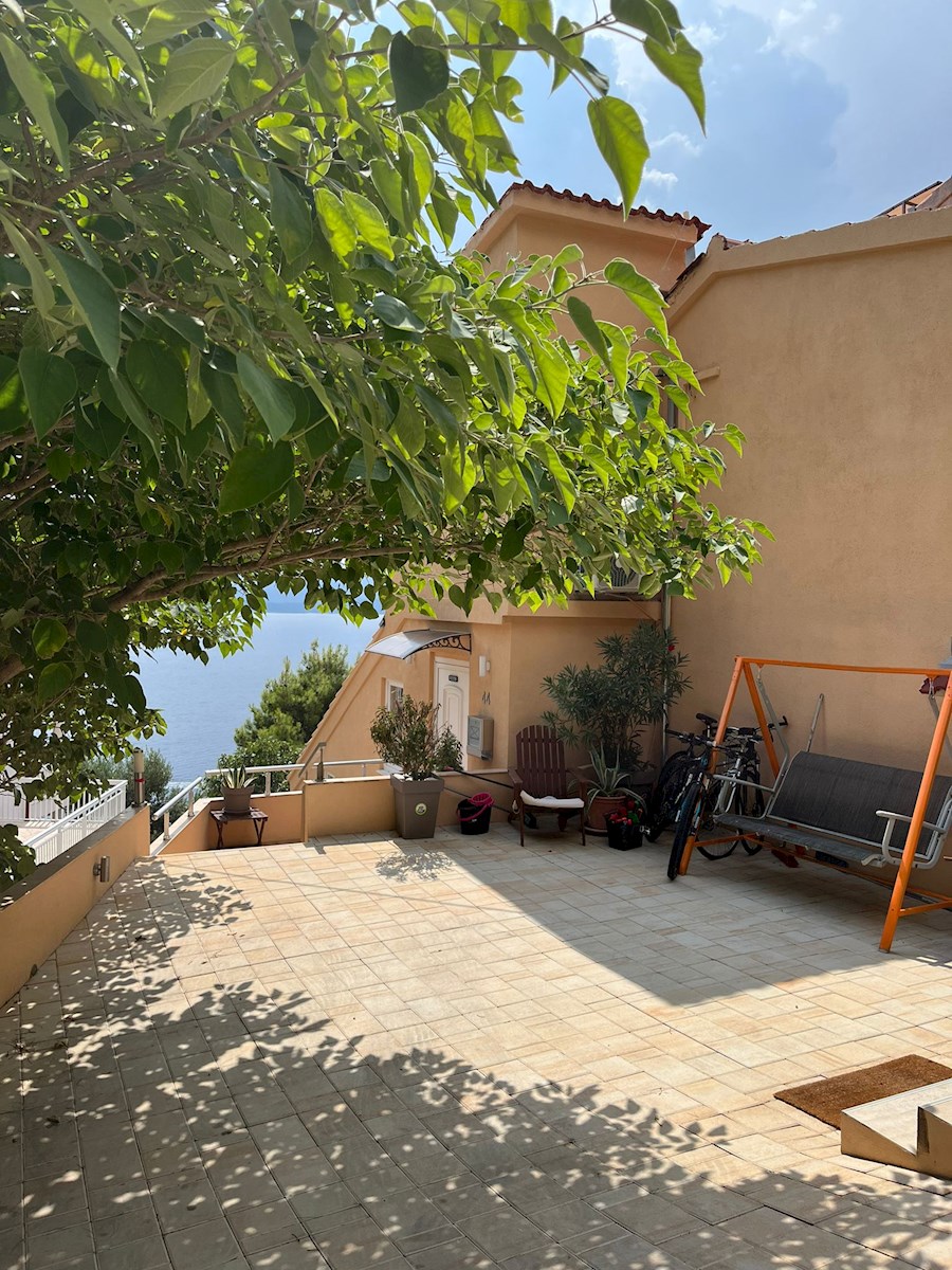 Mimice:casa a schiera arredata di alta qualità con vista mare