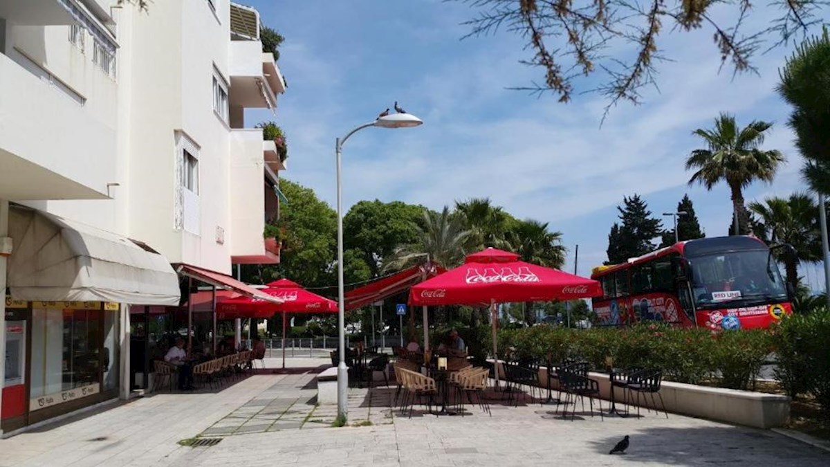 Appartamento Ristrutturato con Cortile in una Zona Prestigiosa – Meje/Zvončac, Spalato